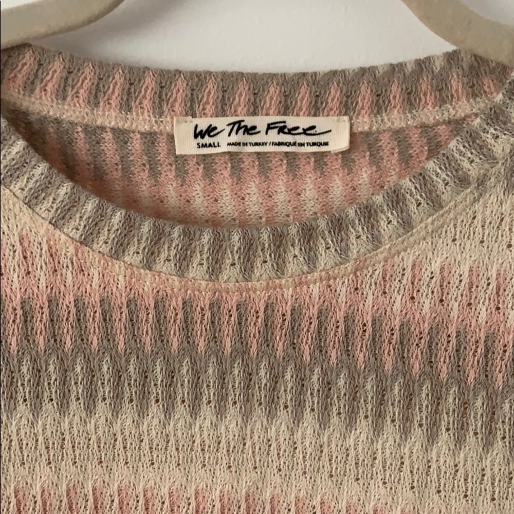 patterned crop top - Picture 2 of 4